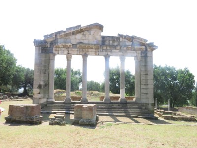 apollonia004 bouleuterion 