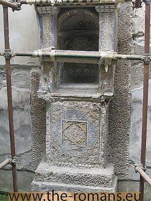 House of the skeleton lararium 
