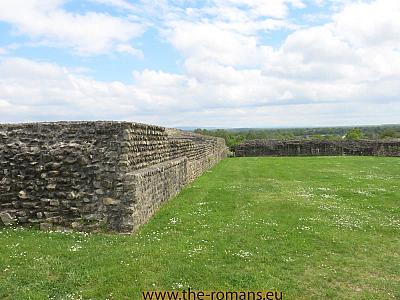 juf001-wall-of-the-fort 