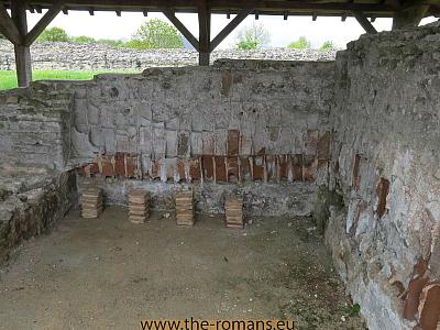 juf013-roman-bath-floor-and-wallheating 