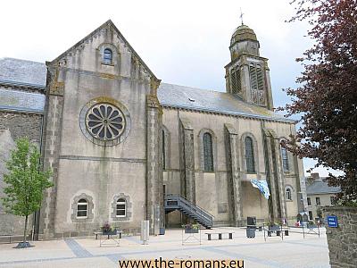 jut001-church-with-roman-baths 