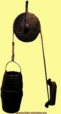 LCS032-roman-pulley 