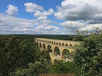 pdg007-aqueduct-from-high 