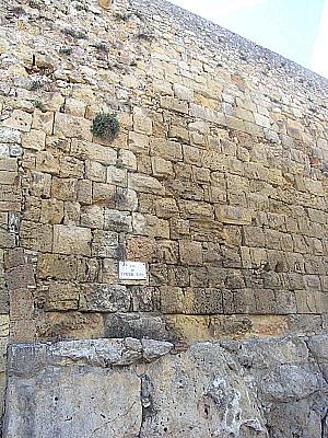 taraco-020-roman-wall-3-layers 