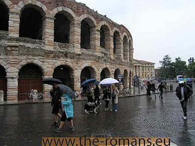 Amphitheatre Verona facade 
