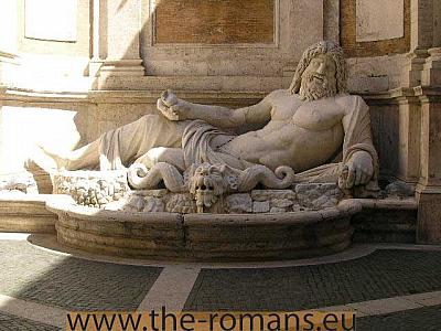 Marforium fountain 