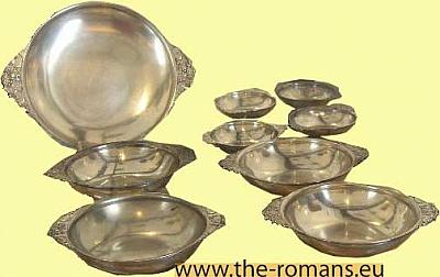 Silver dishes 