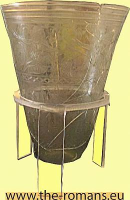 Glass vase 